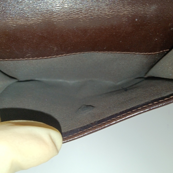 Authentic Fendi Wallet and keycase - Picture 16 of 17